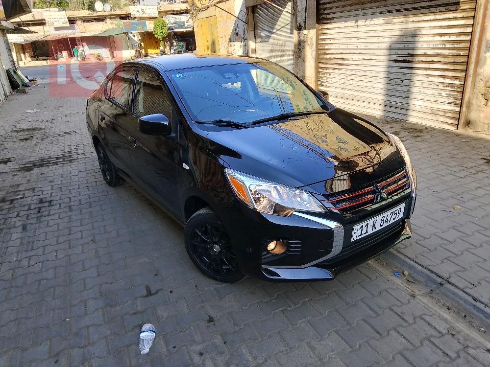 Mitsubishi Mirage G4